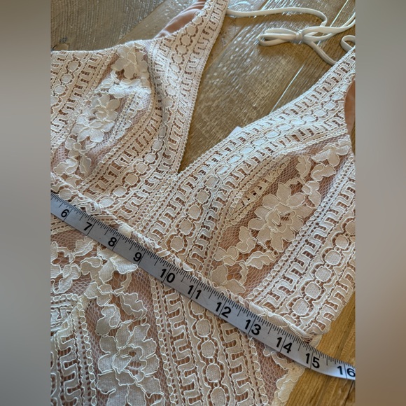 Lulu's Cream Lace Maxi Wedding Dress Nude Lining S NWT - Picture 6 of 11